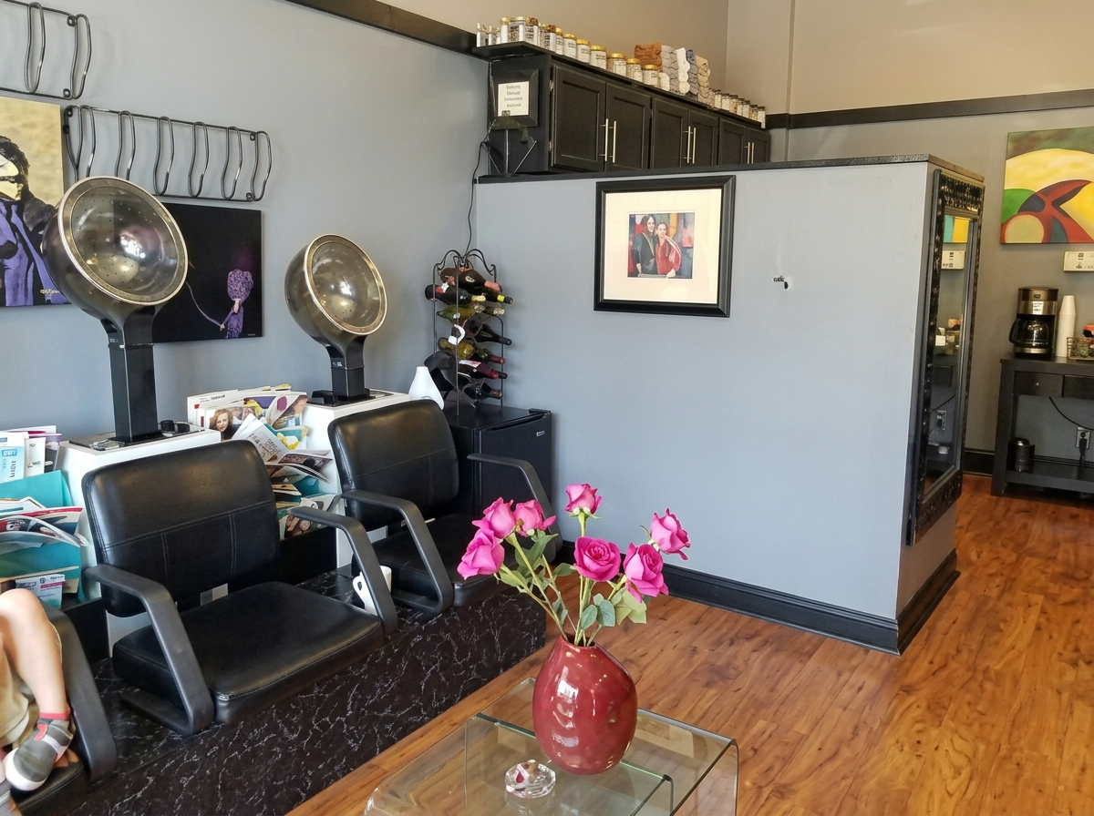 Welcoming interior of A New Image beauty salon in Elmhurst, Illinois